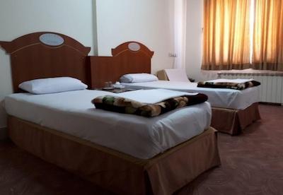 هتل مقدم بیرجند