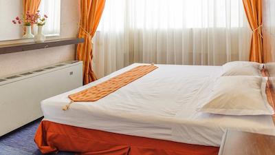 هتل آپارتمان پرهام مشهد