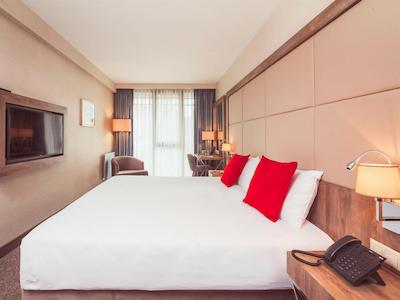 آیبیس استایل استانبول بومونتی هتل