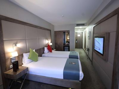 آیبیس استایل استانبول بومونتی هتل