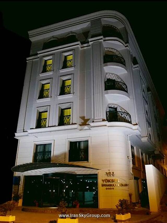 یوکسل استانبول ینیکاپی