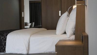 یوکسل استانبول ینیکاپی