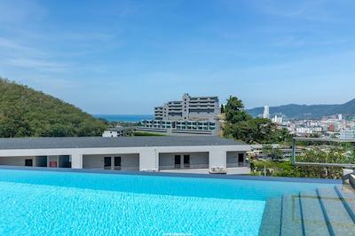 پاتونگ بی هیل ریزورت اند اسپا