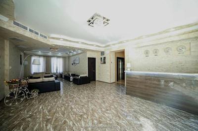 ال پلازا هتل