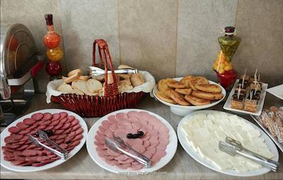 ال پلازا هتل