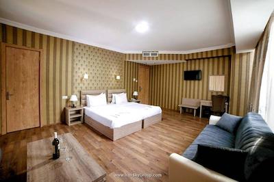 ال پلازا هتل