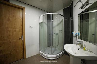 ال پلازا هتل