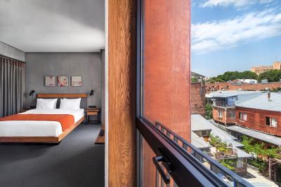 آیوتا هتل تفلیس