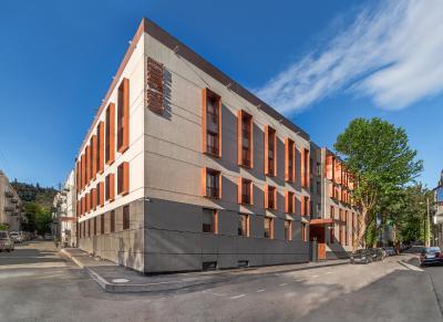 آیوتا هتل تفلیس