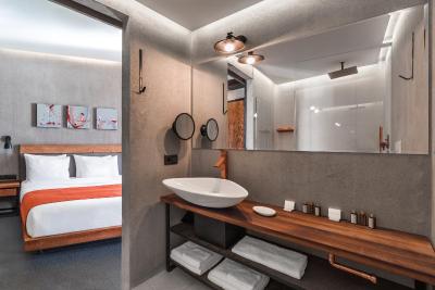 آیوتا هتل تفلیس