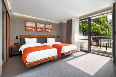 آیوتا هتل تفلیس