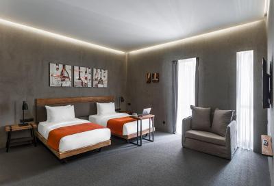 آیوتا هتل تفلیس