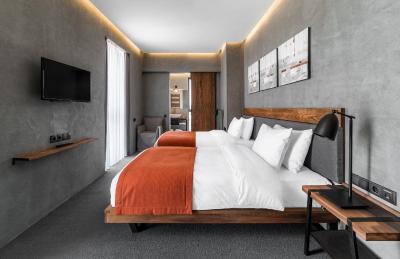 آیوتا هتل تفلیس