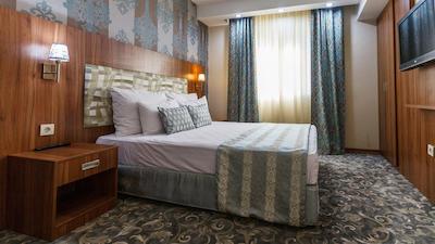 هتل پارسیان شیراز