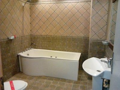 هتل آپارتمان ملل بندر انزلی