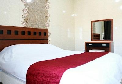 هتل آپارتمان آسام کرمان