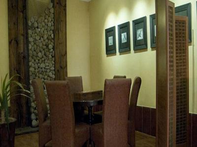 هتل نقش شاپور داراب