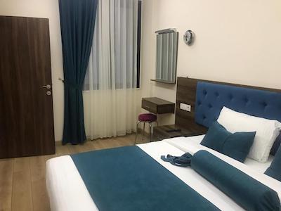 بیزاس سوئیت