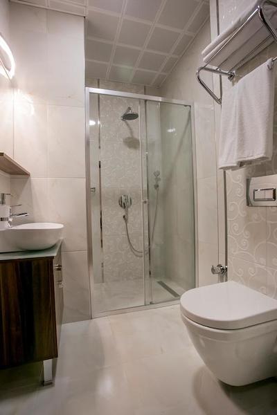 بیزاس سوئیت