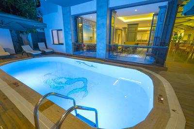 مارماریز بیچ هتل