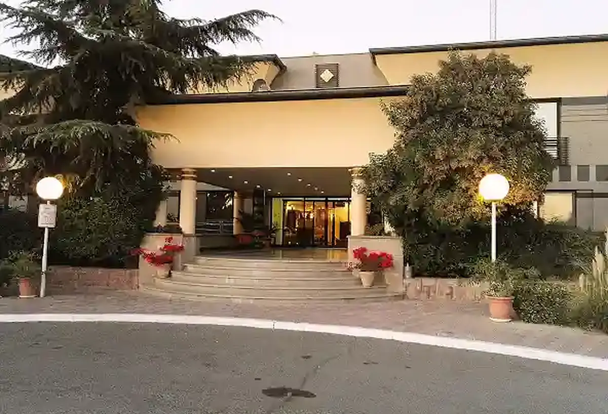هتل بستان