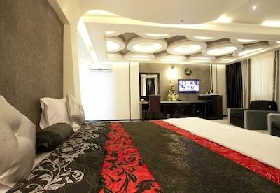 هتل هفت آسمان