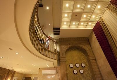 هتل هفت آسمان