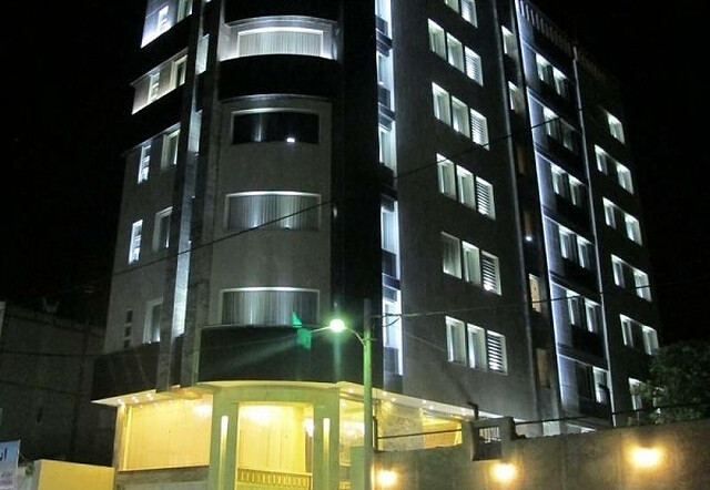 هتل هفت آسمان