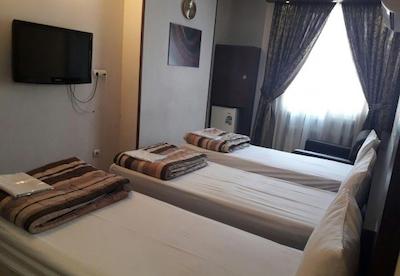 هتل هفت آسمان