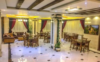 هتل آپارتمان نخل