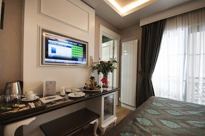 انتوسا پالاس هتل اند اسپا