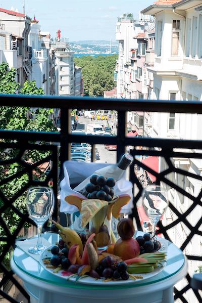 انتوسا پالاس هتل اند اسپا