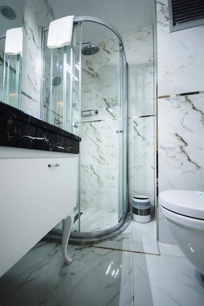 انتوسا پالاس هتل اند اسپا