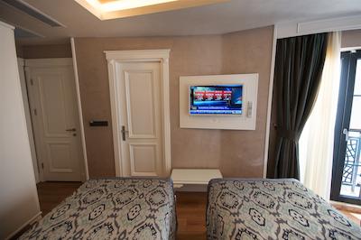 انتوسا پالاس هتل اند اسپا