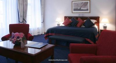 کمپینسکی هتل مویکا 22