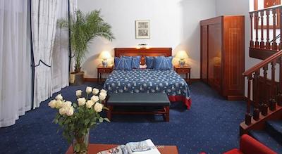 کمپینسکی هتل مویکا 22