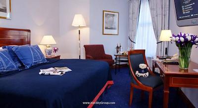 کمپینسکی هتل مویکا 22