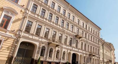 کمپینسکی هتل مویکا 22