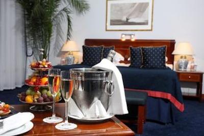 کمپینسکی هتل مویکا 22