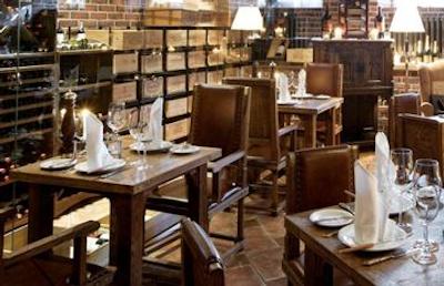 کمپینسکی هتل مویکا 22