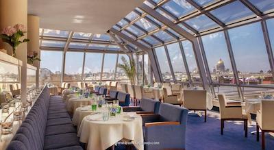 کمپینسکی هتل مویکا 22