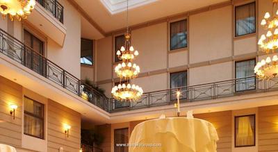 کمپینسکی هتل مویکا 22