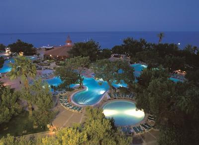 مارتی مایرا کمر