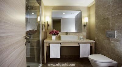 مارتی مایرا کمر