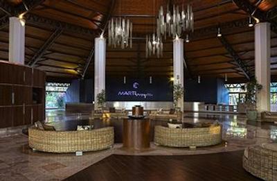 مارتی مایرا کمر