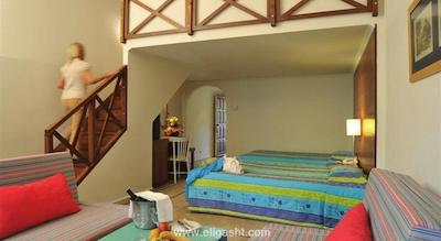 مارتی مایرا کمر