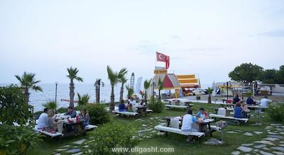 کریستال فلورا بیچ ریزورت