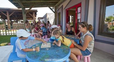 کریستال فلورا بیچ ریزورت