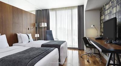 هالیدی این تفلیس