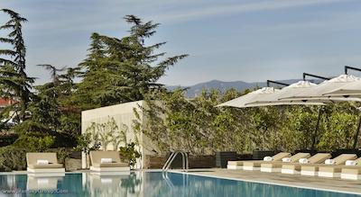 هالیدی این تفلیس